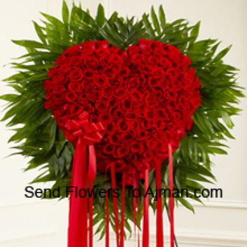 100 heart Shaped Red Roses